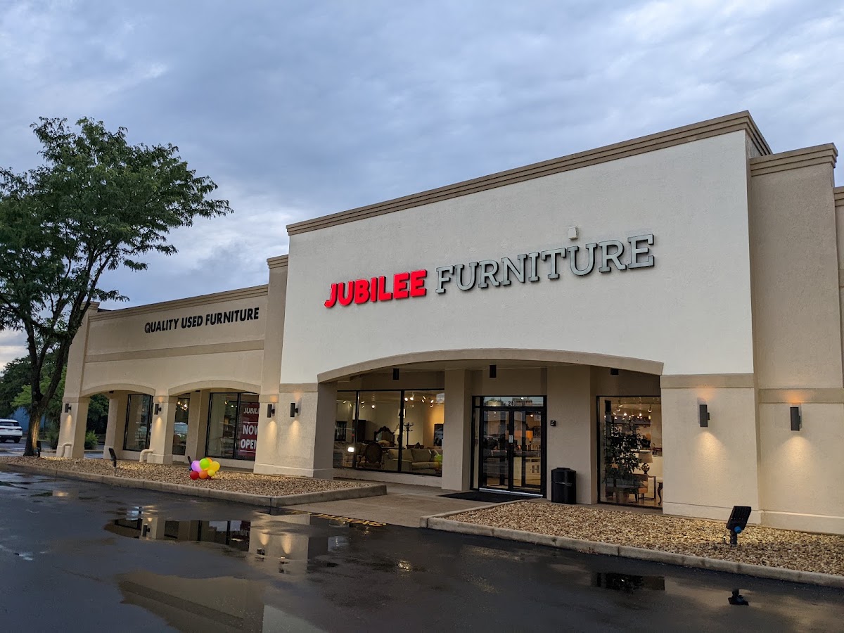 Jubilee Resale in Lombard