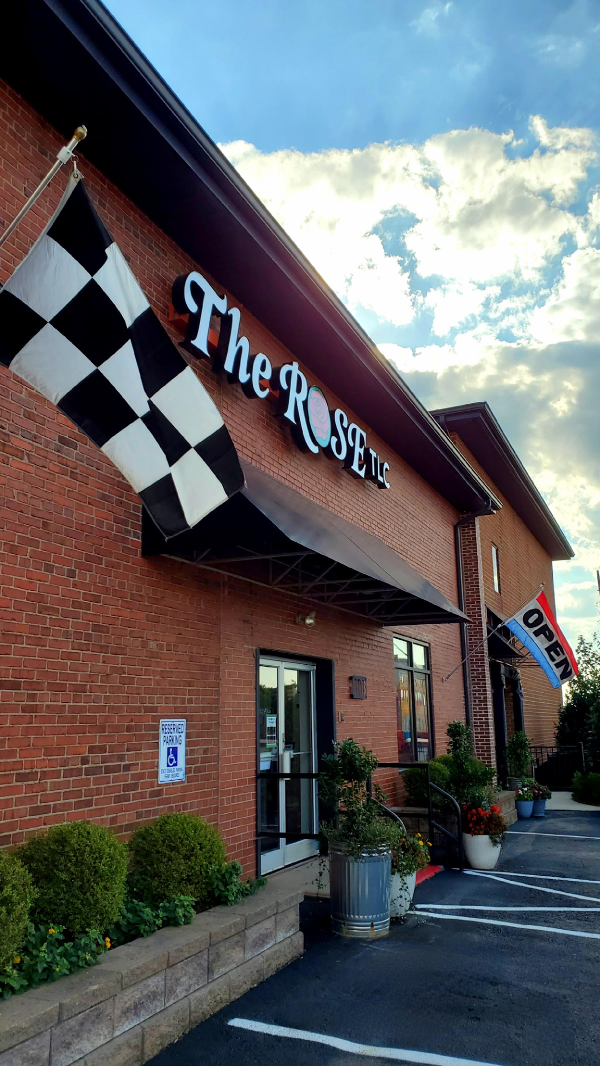 The ROSE TLC in Hickory