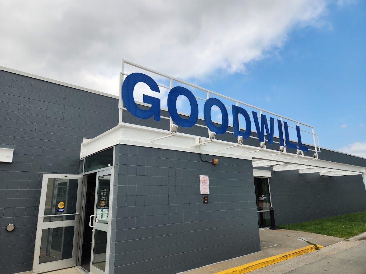 Goodwill Retail Store & Donation Center in Council Bluffs