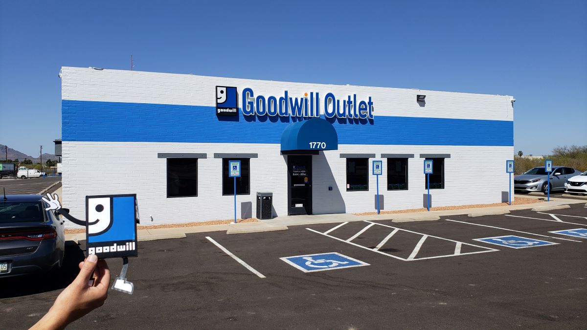 Goodwill Outlet Store And Donation Center in Tucson