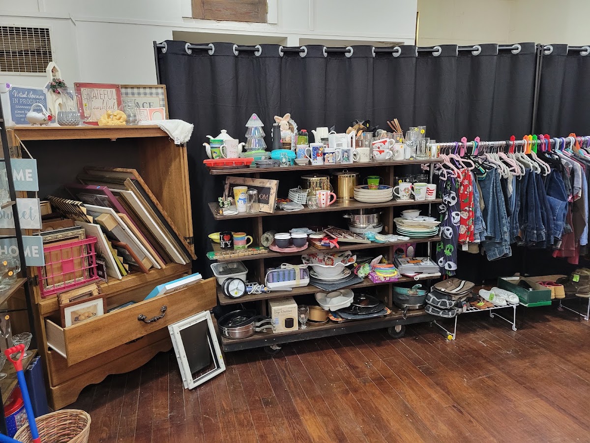 Vevay Family Thrift in Vevay