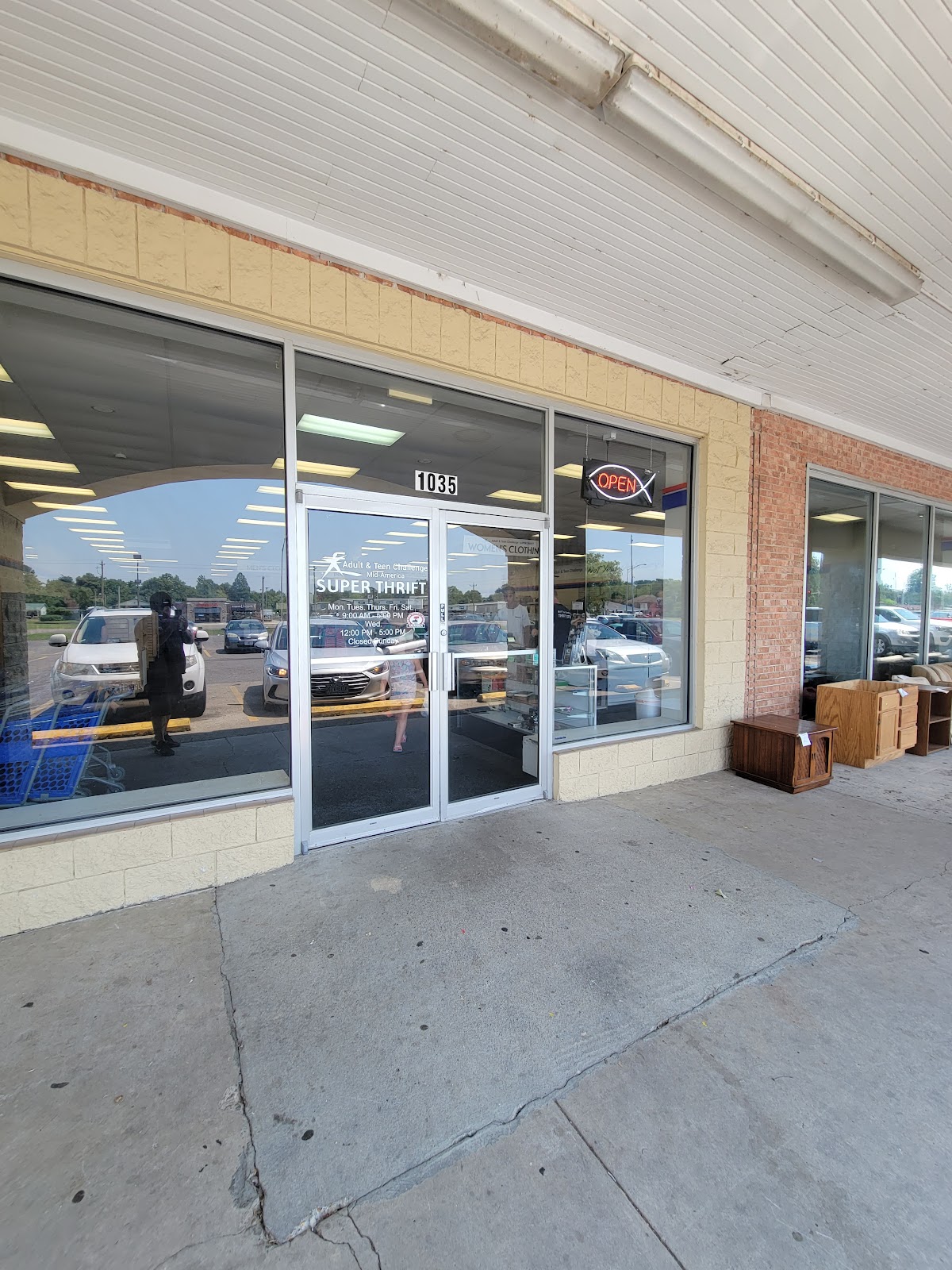 Adult And Teen Challenge Super Thrift in Sikeston