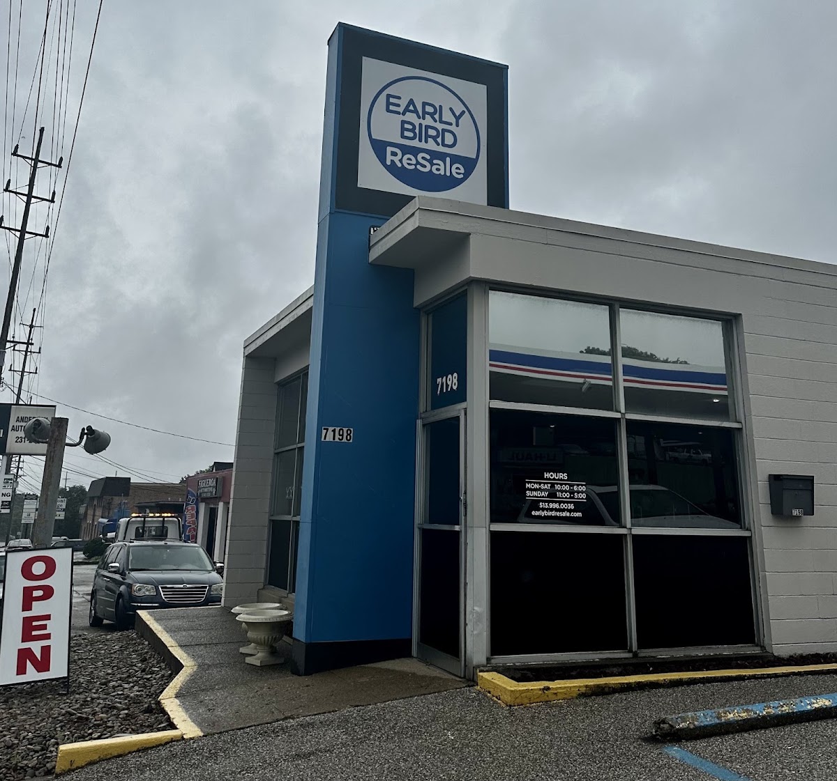 Early Bird Resale Shop in Cincinnati