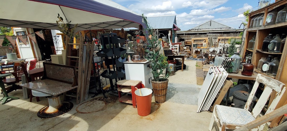 Bargain Town in Moses Lake