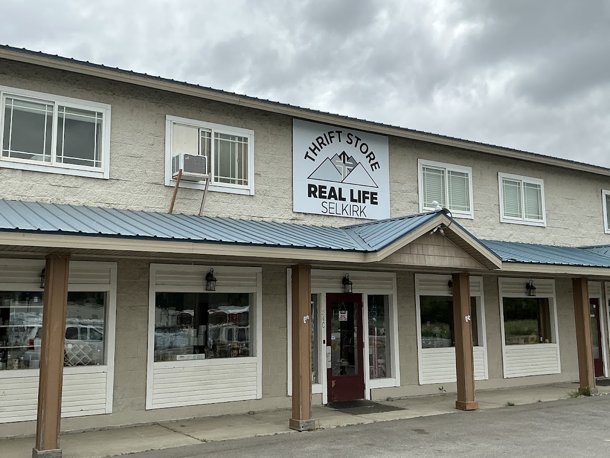 Real Life Selkirk Thrift in Oldtown