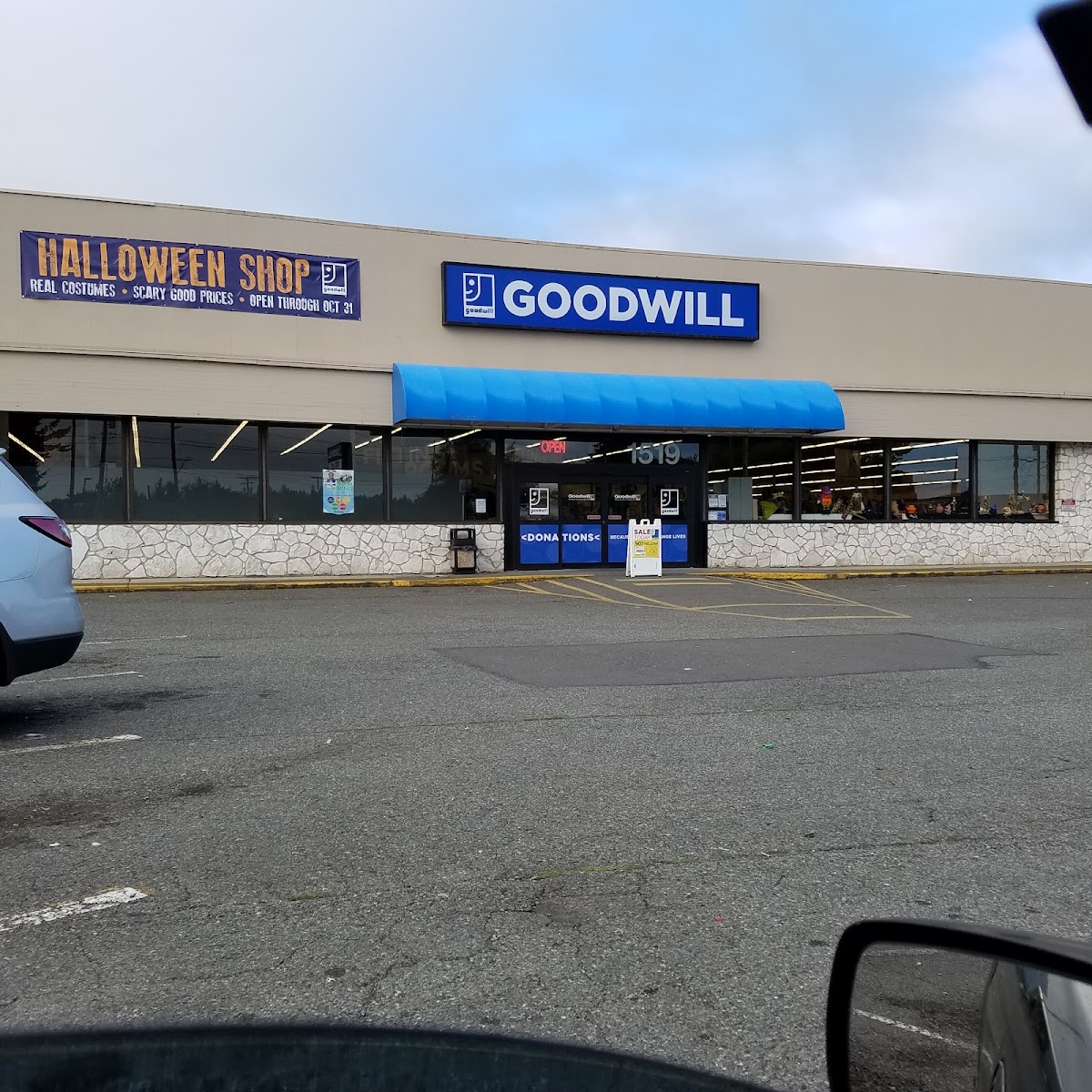 Auburn Goodwill in Auburn
