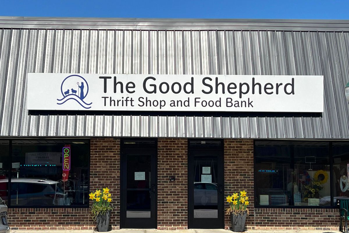 Good Shepherd Thrift Shop and Food Bank in Tonganoxie
