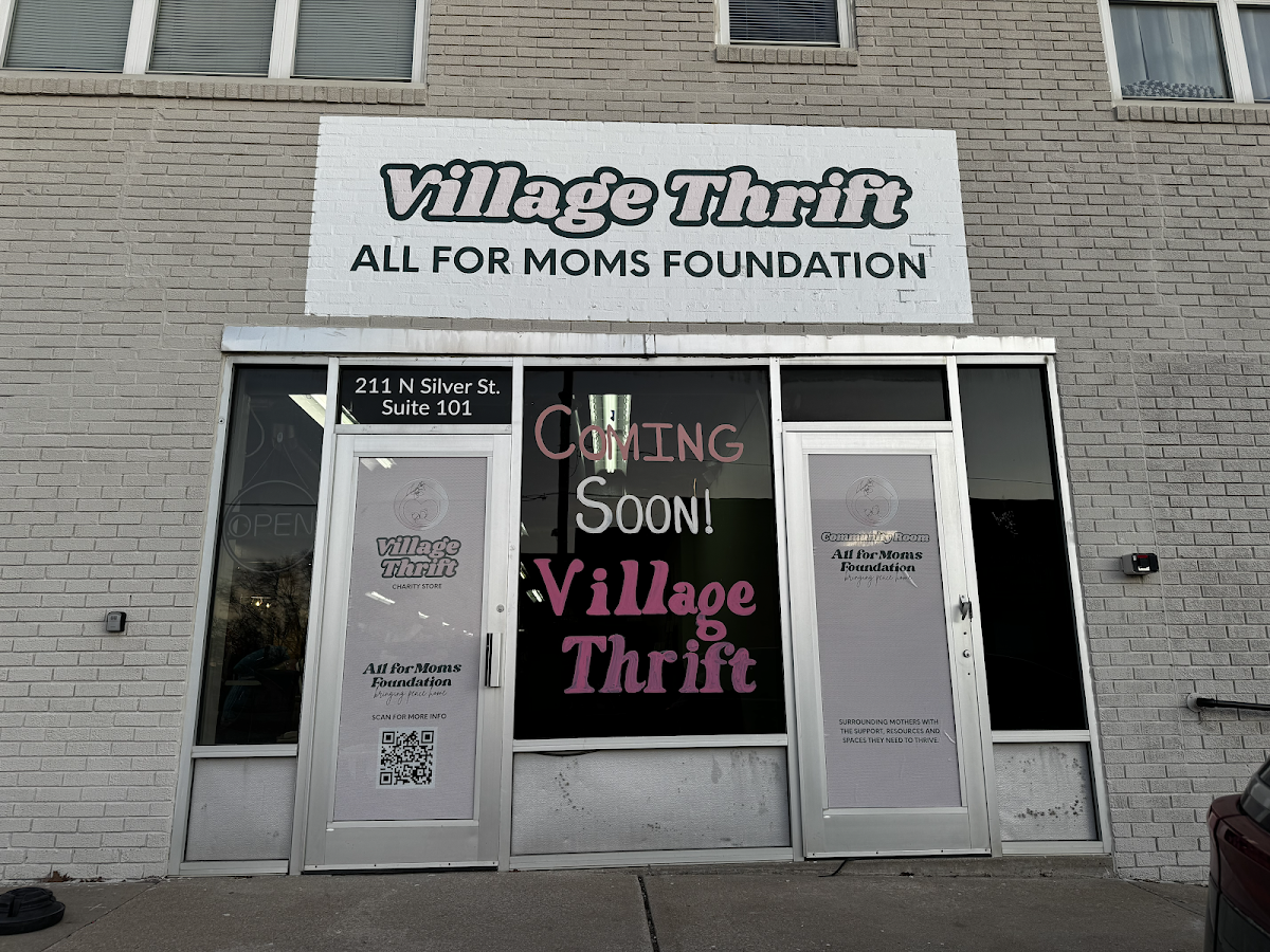 Village Thrift in Paola