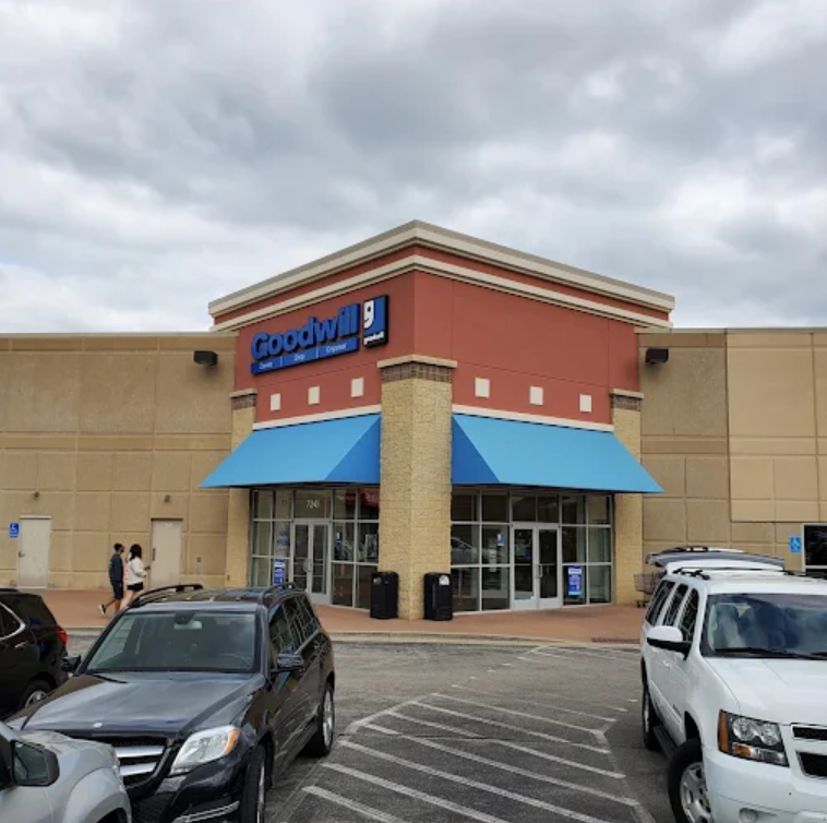 Goodwill Overland Park in Overland Park