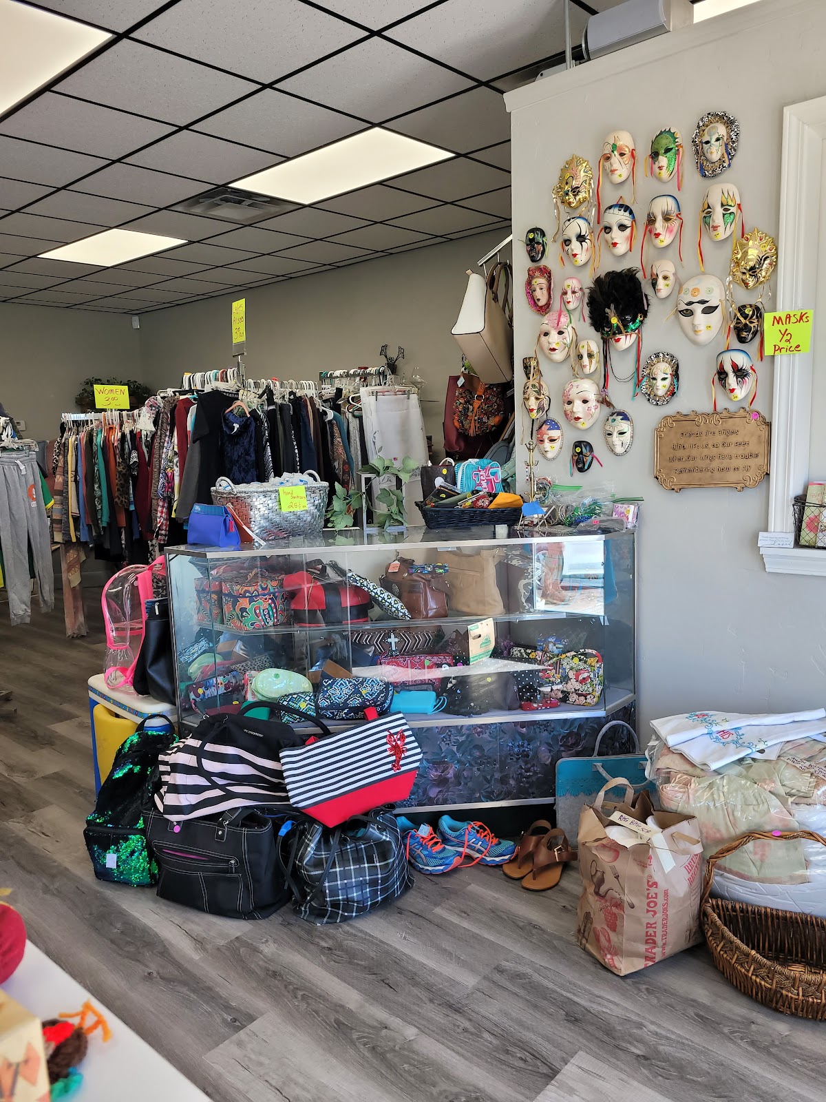 Nations Thrift Store in Grove