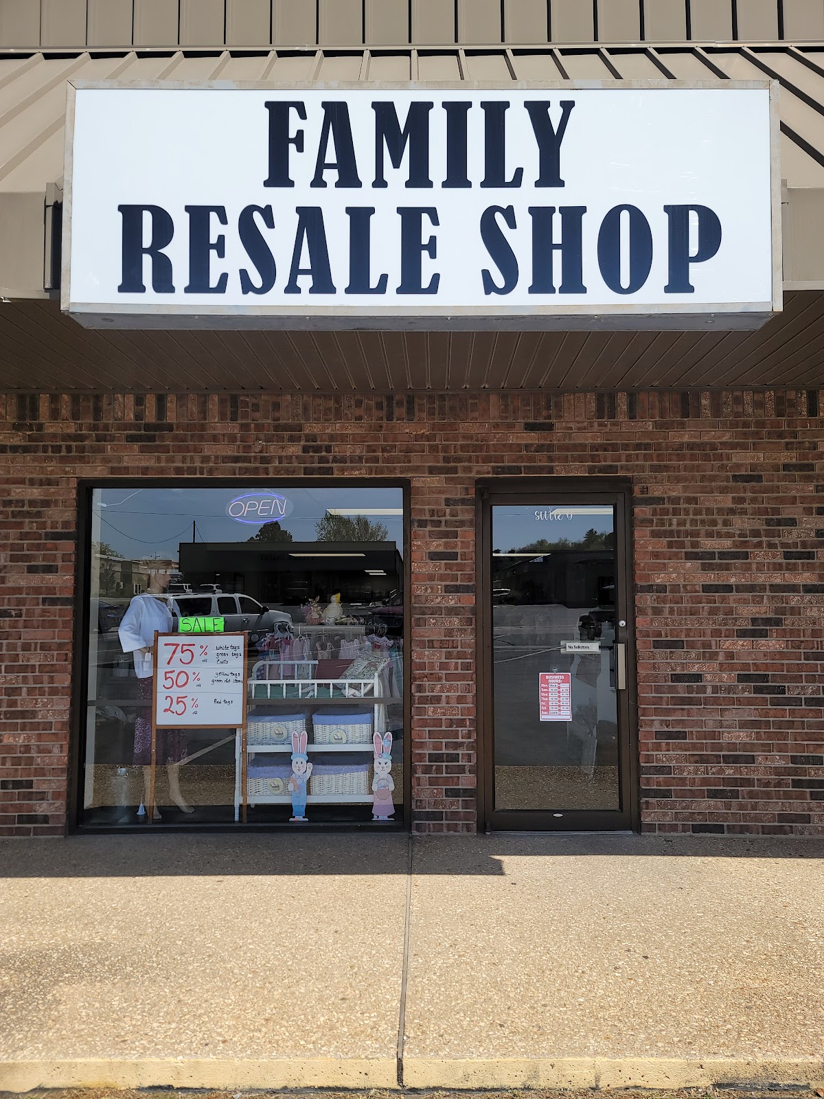 Family Resale Shop in Neosho