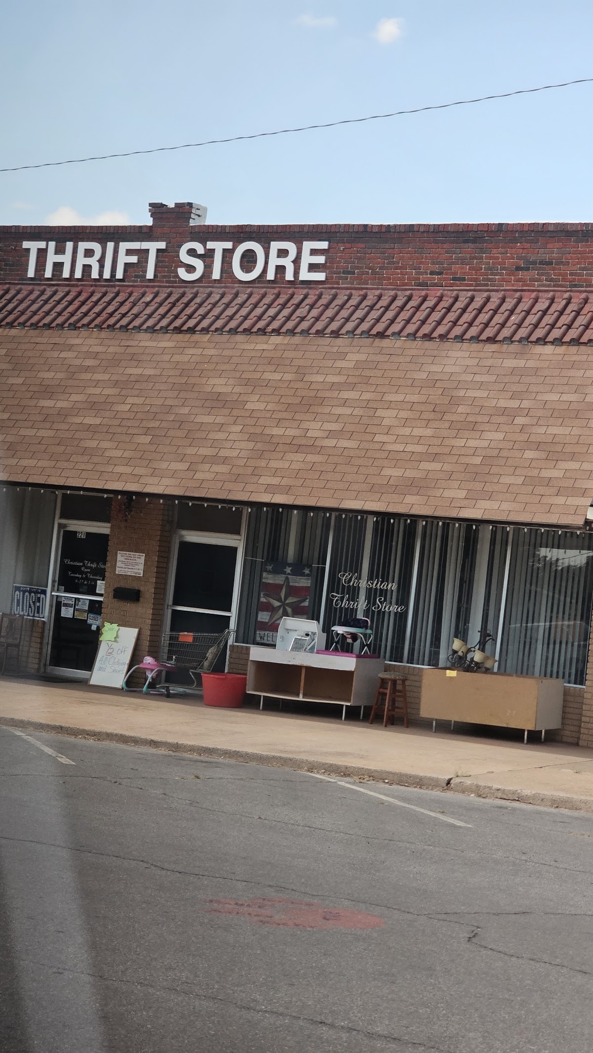 Christian Thrift Store in Mangum
