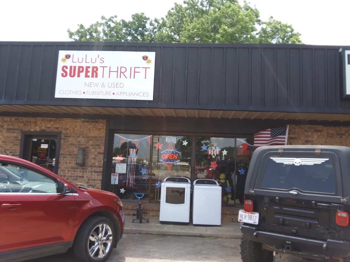 Lulu's Super Thrift in Chickasha