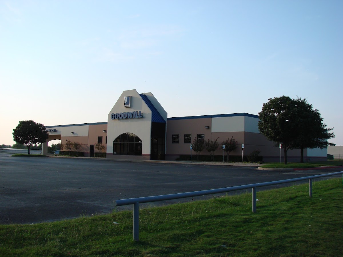 Goodwill Store and Donation Center (Broken Arrow) in Broken Arrow