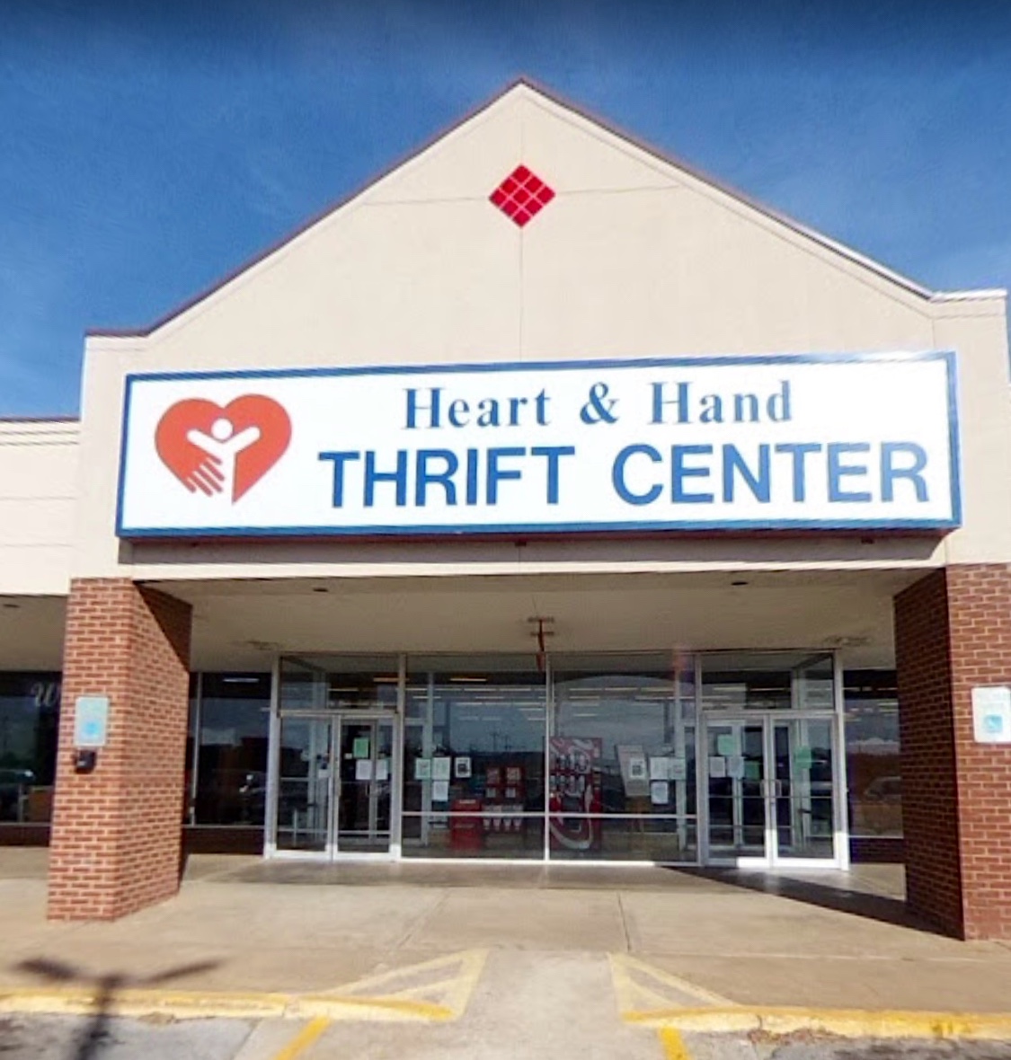 Heart and Hand Thrift Center in Bethany