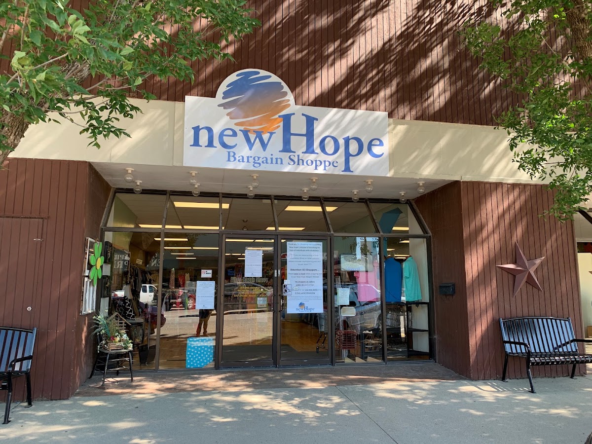 New Hope Bargain Shoppe in Coon Rapids