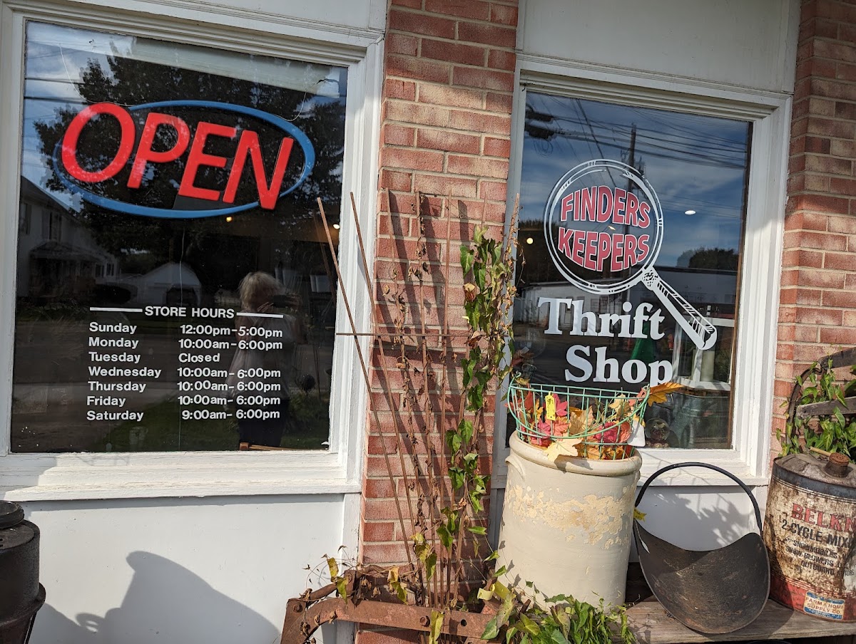 Finders Keepers Thrift Shop in Linesville
