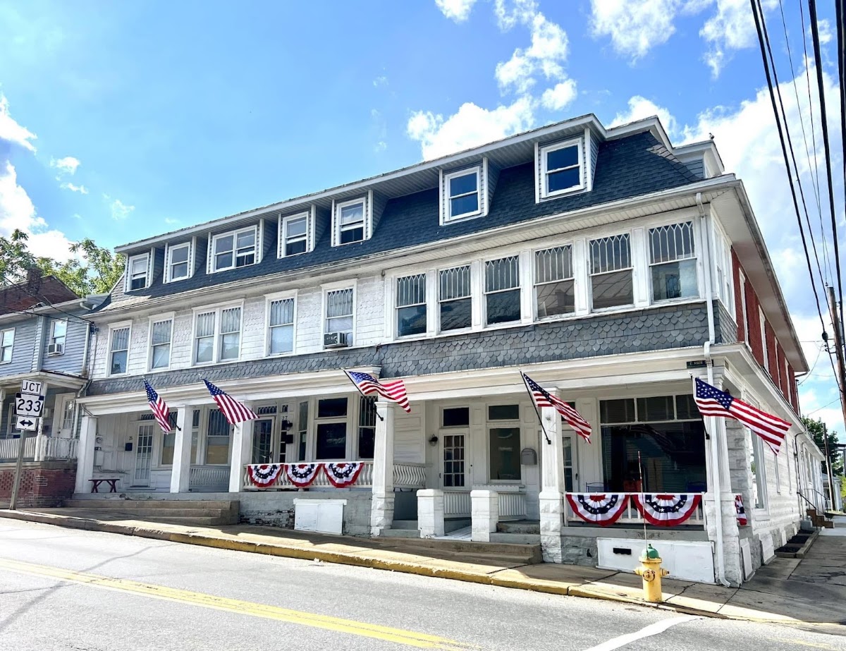 1 North Thrift Store in Newville