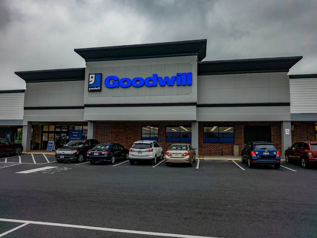 Goodwill Store & Donation Center in Enola