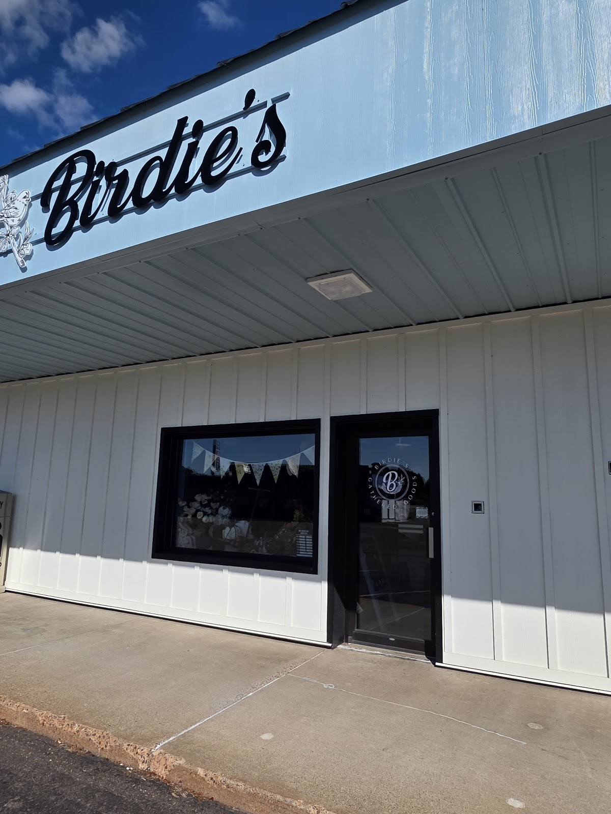 Birdies Gathered Goods in Eau Claire