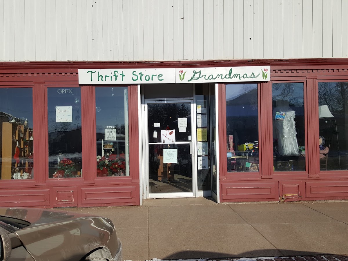 Grandma's Thrift Store in Hinckley