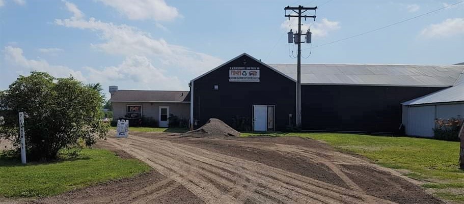 M&M Resources in Dundas