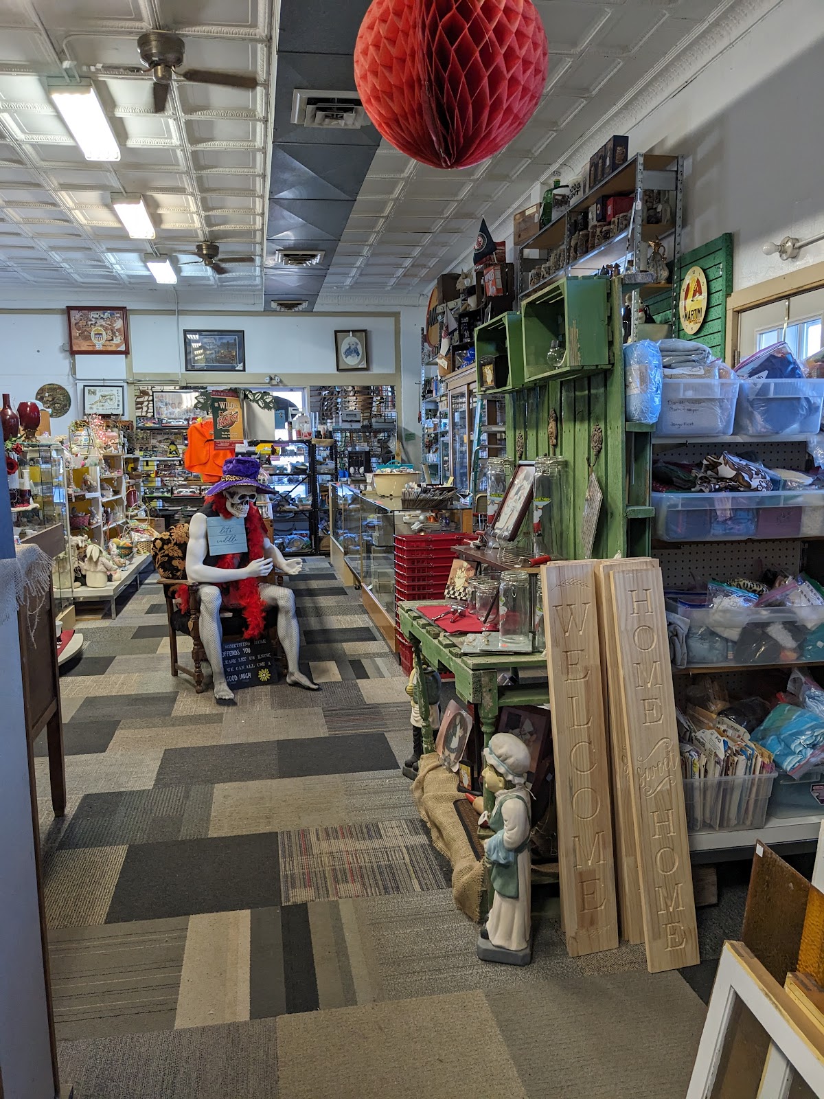 A2Z Treasures AND Thrift Store in Austin