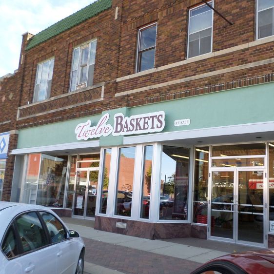 Twelve Baskets Re-Sale in Fairmont