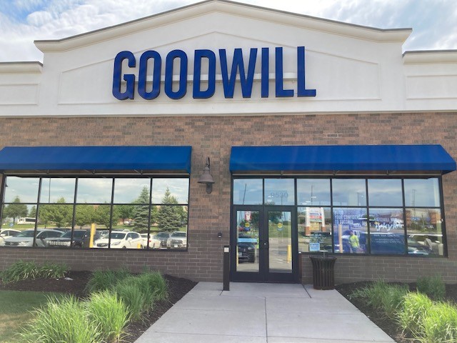 Goodwill - Maple Grove: Dunkirk Lane N in Maple Grove