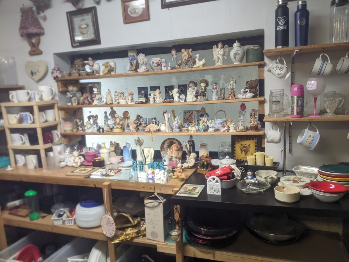 Mama's Thrift Store in Park Hills