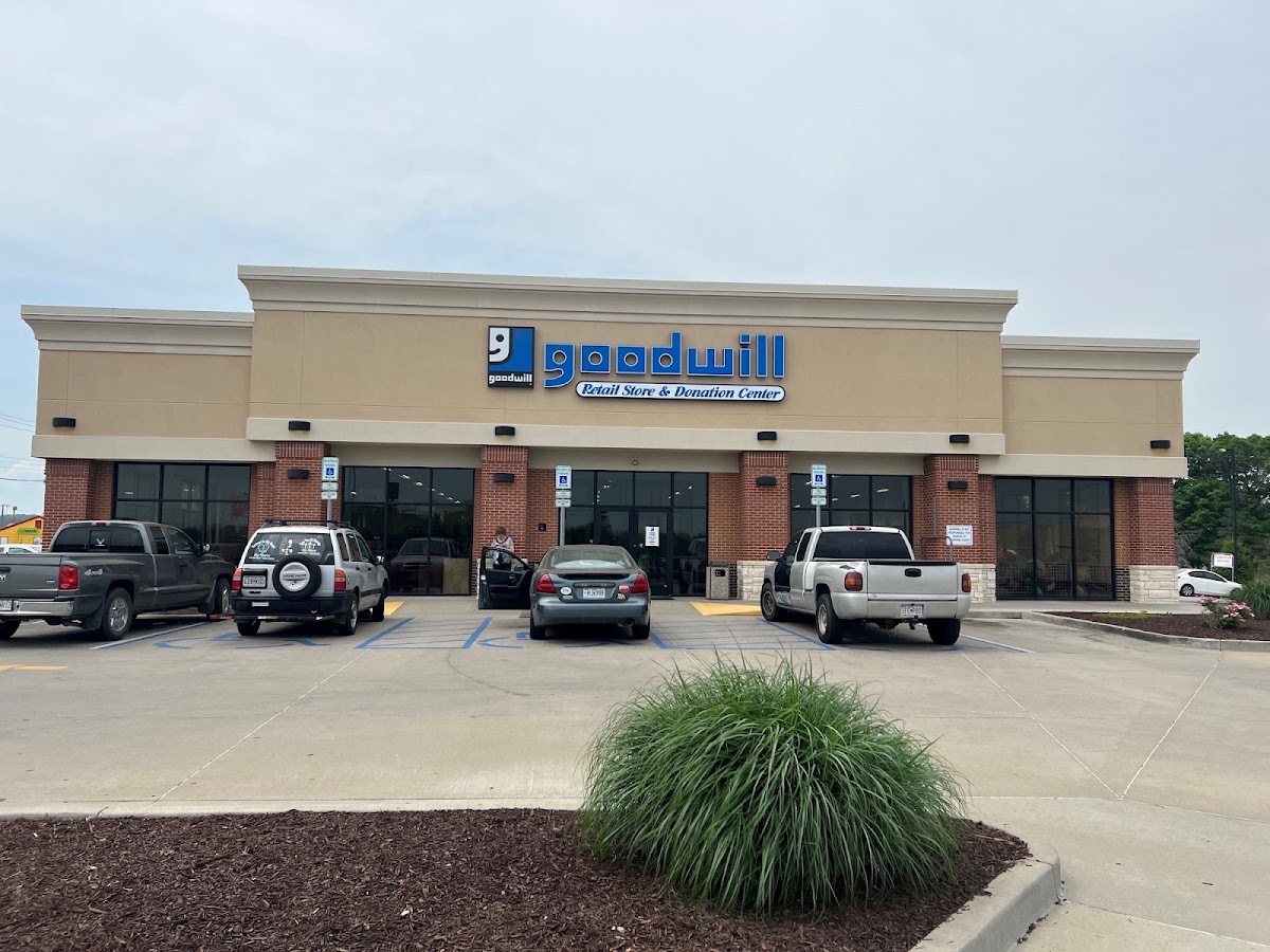 Goodwill Store and Donation Center in Farmington
