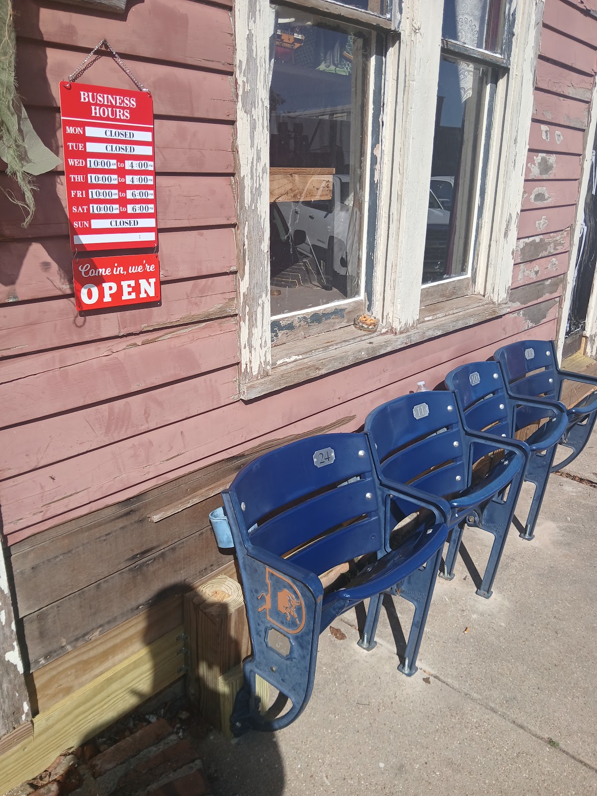Junk and Disorderly in Cole Camp
