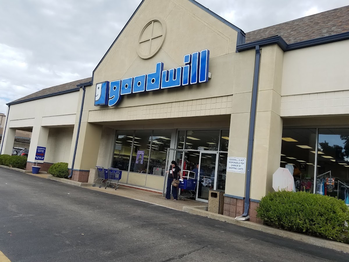 Goodwill Store & Donation Center in St. Louis