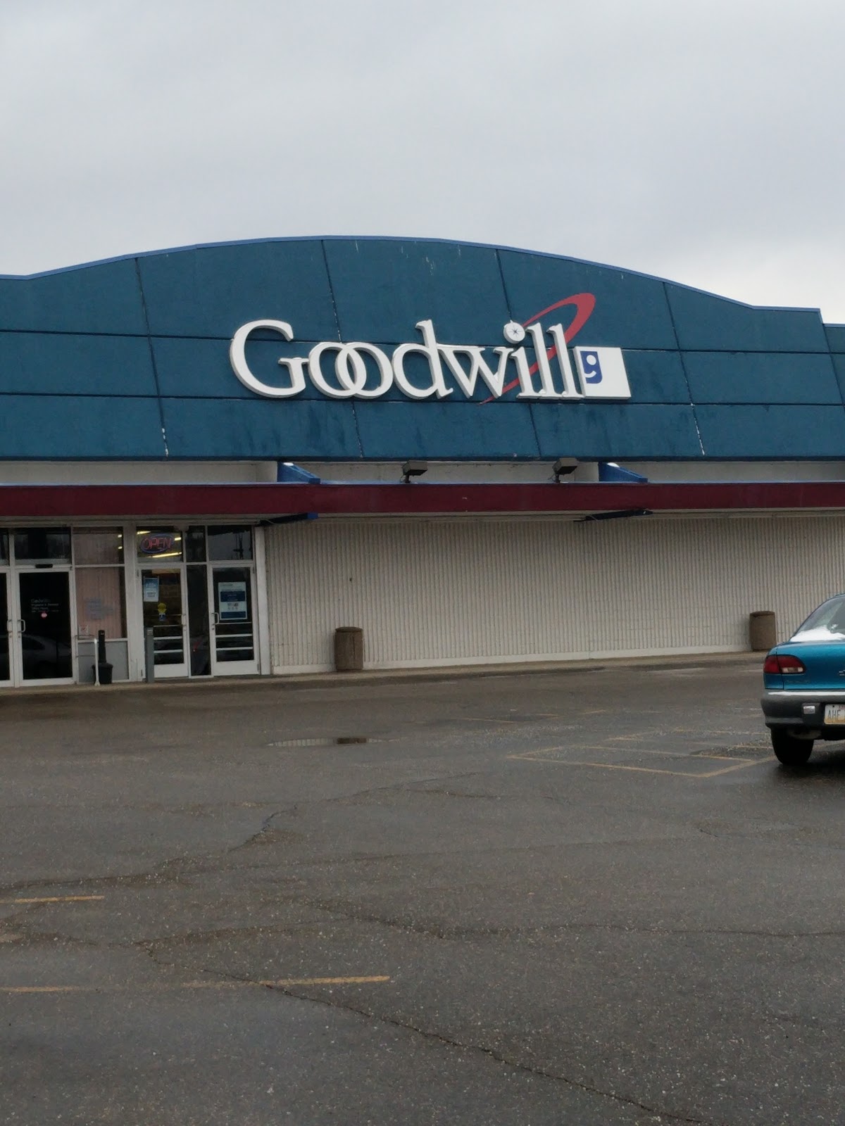 Goodwill New Philadelphia in New Philadelphia