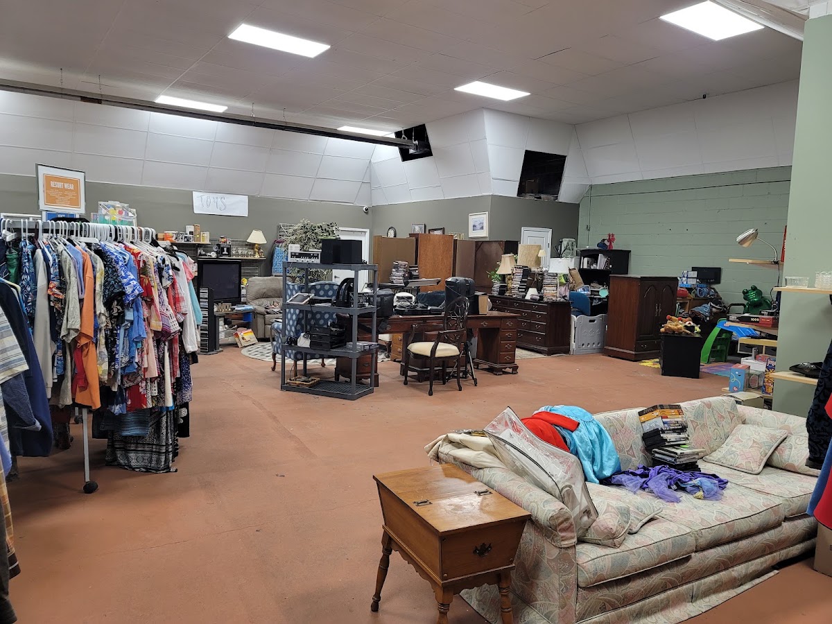 HTH Thrift Store in Columbus