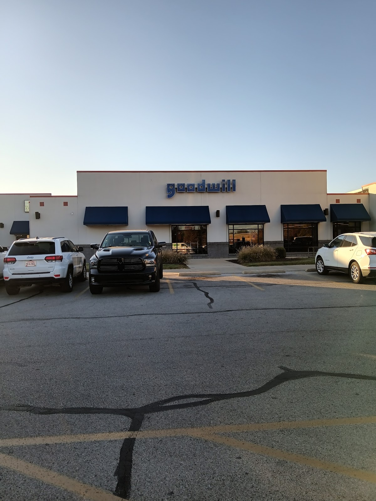 Goodwill Sylvania Ave in Toledo