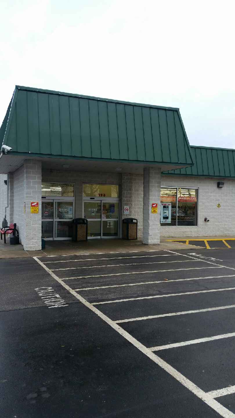 Village Discount Outlet in Akron