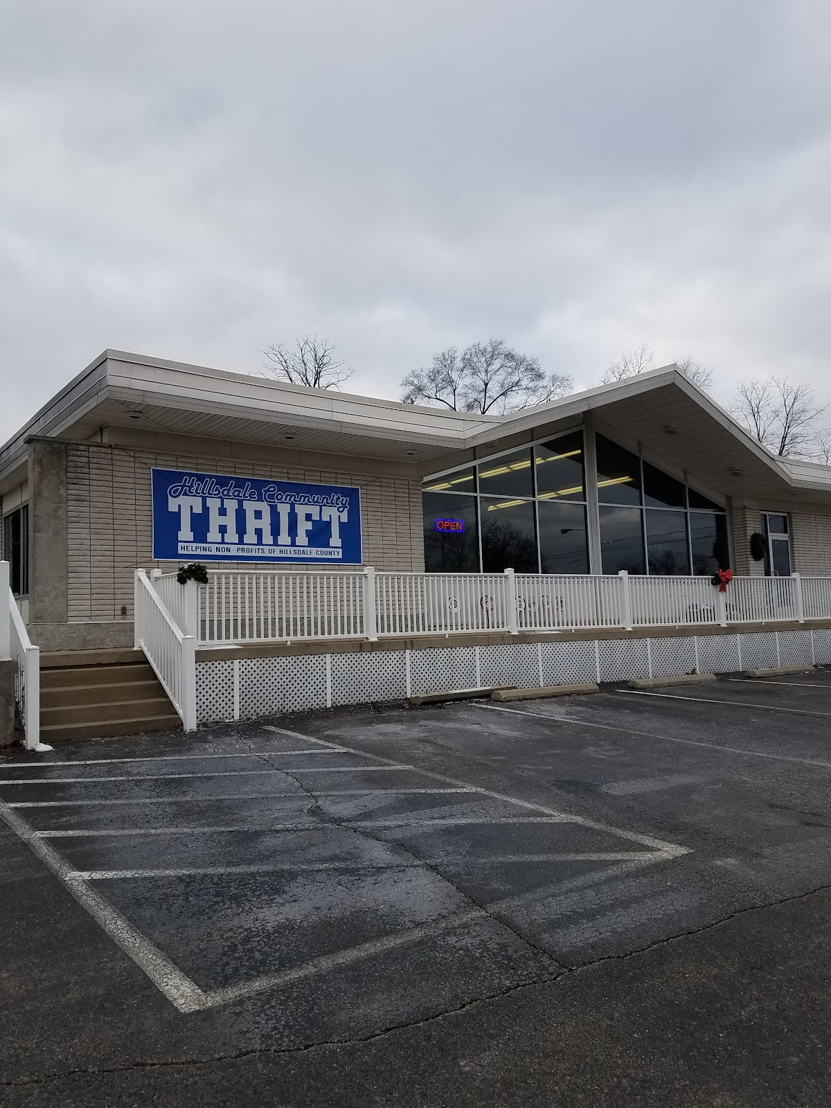 Hillsdale Community Thrift in Hillsdale