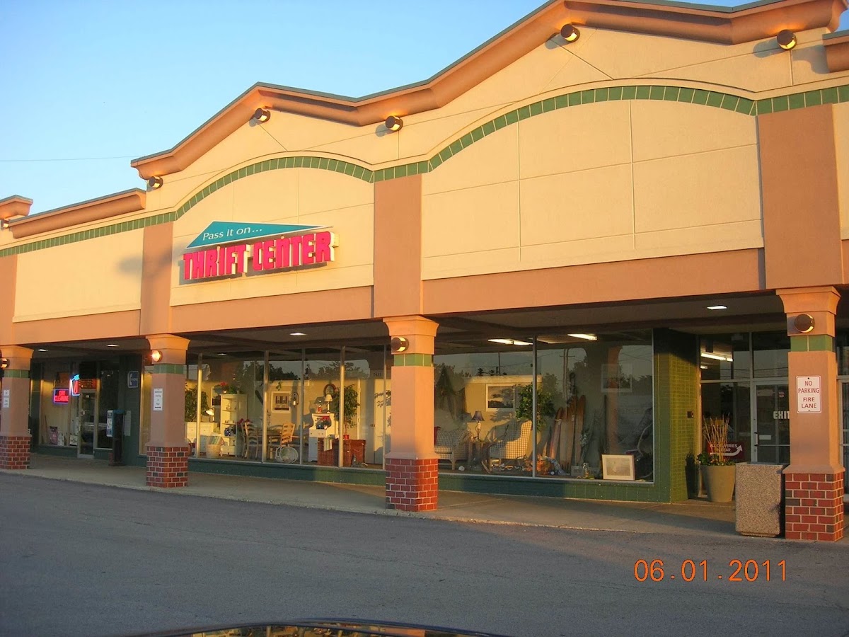 Pass It On Thrift Center in Crestwood