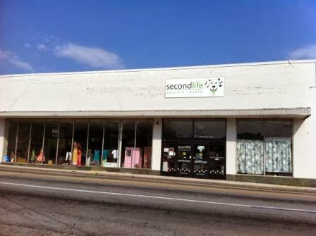 Second Life Upscale Resale in Avondale Estates